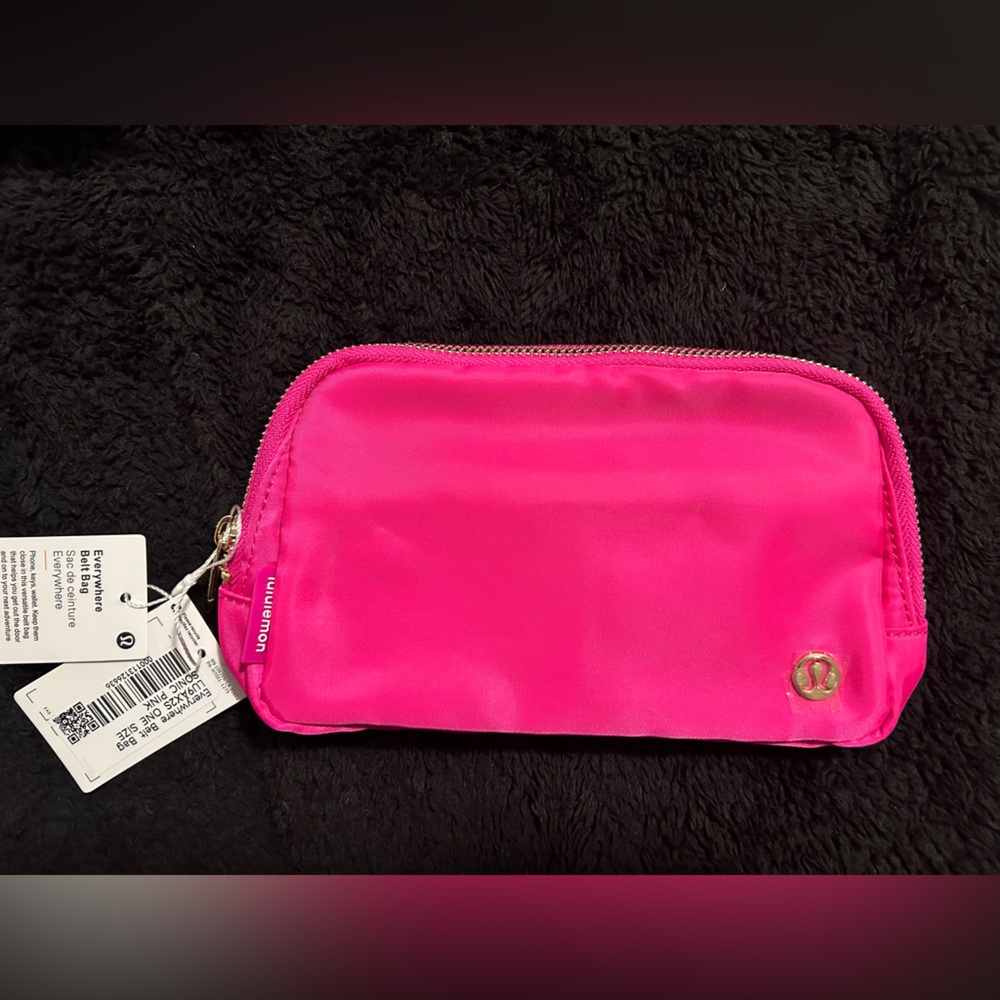 Lululemon Athletica Fuchsia Organizer Pouch